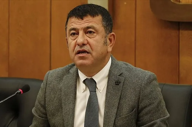 Meclis'e YPG'li terörist getiren CHP'li Veli Ağbaba ne şehit diyebildi ne de PKK!