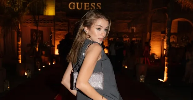 İlayda Alişan esnekliğiyle büyüledi: Zor yoga pozlarına meydan okudu