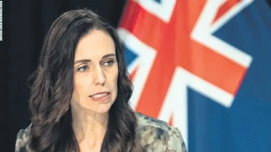 Coronavirüs dünyayı değiştirdi: Başbakanların dip boyası geldi, Kraliyet gelinleri ise saçlarını kendi kesti-5