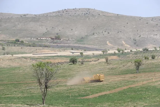 Karabağ MSB'nin iştirakinin ürettiği MEMATT ile mayından temizleniyor-7
