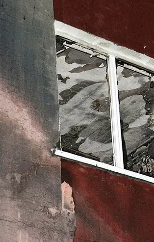 Başkent'te 5 katlı binada yangın