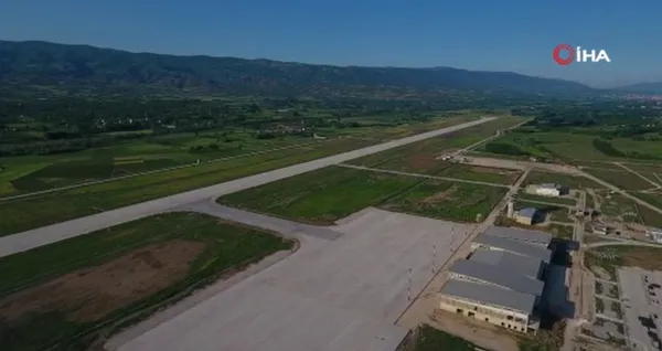 tokatta-520-milyon-liraya-mal-olan-yeni-havalimaninda-insaat-calismalari-havadan-goruntulendi-1624025193872.jpg