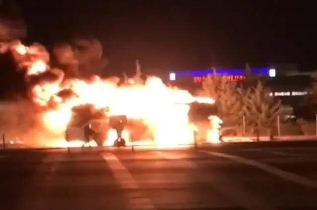 İzmir'de yolcu otobüsünde yangın çıktı!