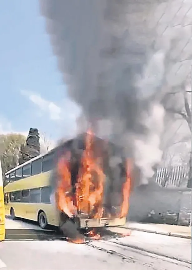 1650149175975.jpeg CHP'li medya rezillikle tarihe geçti! Ekrem İmamoğlu'nun zam hakkıdır dediler İstanbul’daki otobüs felaketini görmediler-3