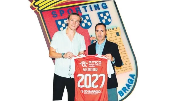 dunya-futbolu-manchester-city-formasiyla-5-macta-9-gole-ulasan-erling-haalandi-konusuyor-spor-haberleri-1662077226884.jpeg Dünya futbolu Manchester City formasıyla 5 maçta 9 gole ulaşan Erling Haaland’ı konuşuyor! | Spor haberleri-2