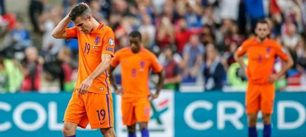 Van Persie skandalı