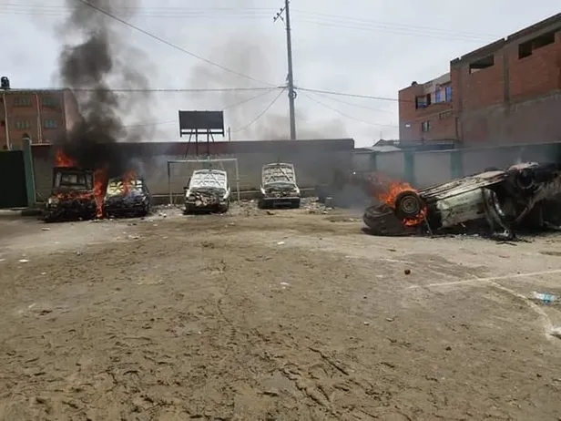 Bolivya’da bu kez Morales destekçileri sokağa indi! Çatışmalar şiddetlendi...-4