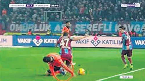 Trabzonspor'dan hakem hatalarına büyük tepki: Emeğimizi çaldılar üç puanımızı gasp ettiler-5