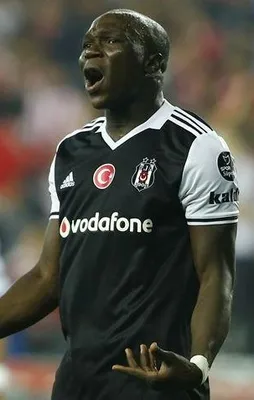 UEFA'dan Aboubakar'a 3 maç ceza