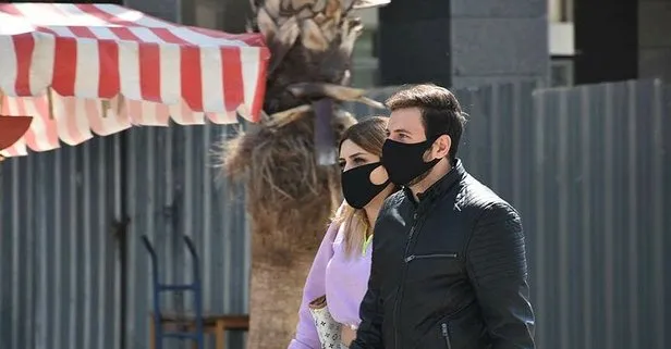 Koronavirüse karşı takılan siyah maskelerle ilgili çok kritik uyarı: Ancak süs olarak takılır