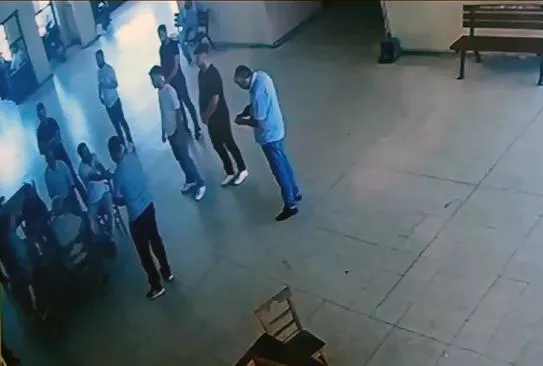 Otogar değnekçisinin öldürülme anı kamerada