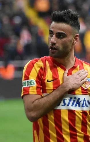 Galatasaray'dan Deniz Türüç hamlesi