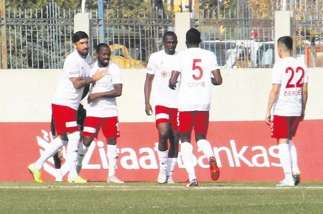 Sivasspor’dan bombardıman