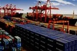Dış ticaret açığı daraldı
