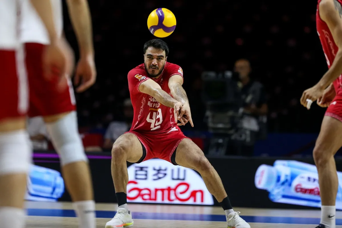 1784467764645.jpeg Filenin Efeleri tarih yazdı! İran'ı 3-1 yenen Türkiye VNL Finalleri'ne yükseldi-4