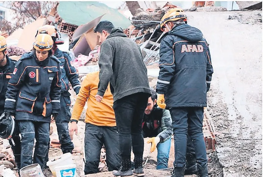 6,2’den sonra gönüllü patlaması