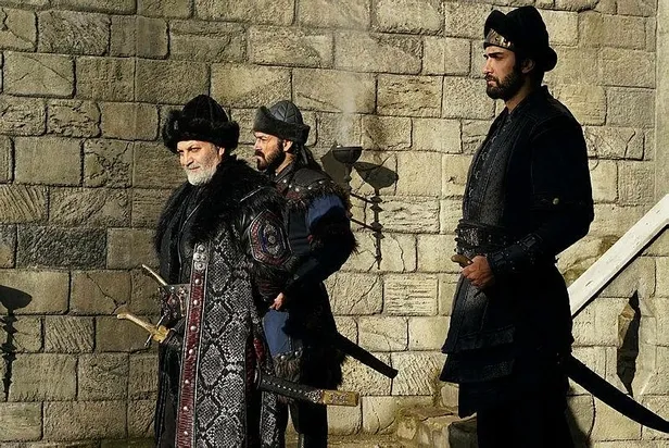 kurulus-osman-yine-rekor-kirdi-tum-reyting-kategorilerinde-acik-ara-zirvede-1644520779577.jpeg Kuruluş Osman yine rekor kırdı! Tüm reyting kategorilerinde açık ara zirvede-9