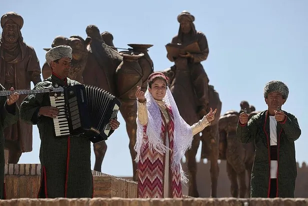 Başkan Erdoğan Özbekistan’da kadim Türk İslam şehirlerinden Hive'yi ziyaret etti-6
