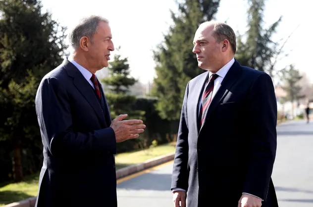 Bakan Akar'dan kritik temas