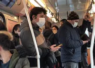 İstanbulda toplu taşımada yine aynı görüntü! İBB sefer sayısını arttırmıyor, sosyal mesafe hiçe sayılıyor