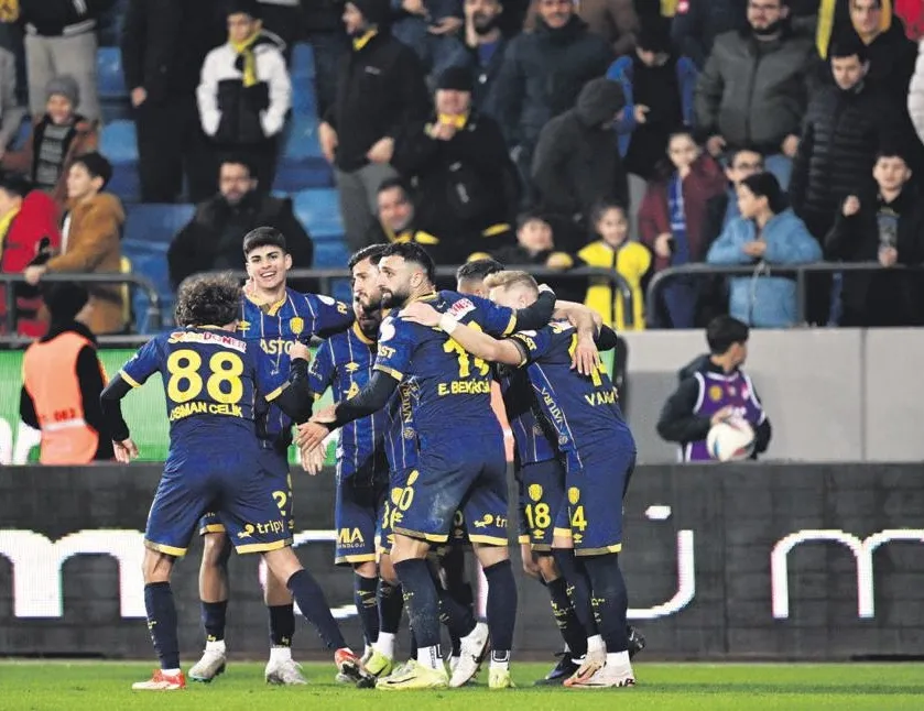 Ankaragücü 3 golle kazandı