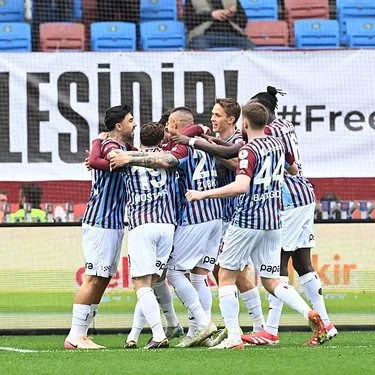 Papara Park’ta gol fırtınası! Trabzonspor - Alanyaspor: 4-3 | MAÇ SONUCU