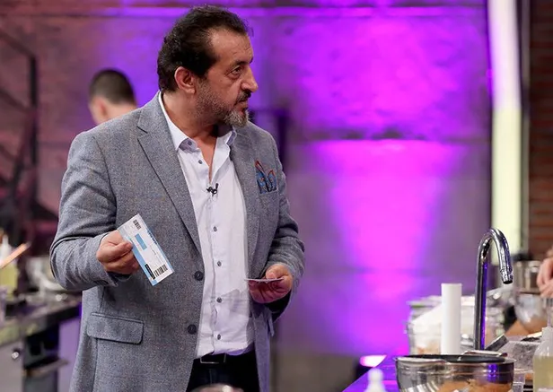 Masterchef Mehmet Yalçınkaya'nın başına felaket çöktü Masterchef'e sirayet edebilir! Mehmet Şef doğruca evine dönecek-6