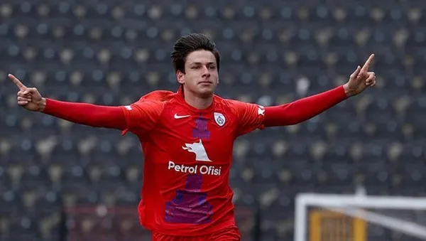 Fenerbahçe, Altınordu'nun 18 yaşındaki golcüsü Enis Destan'a resmen talip oldu-3