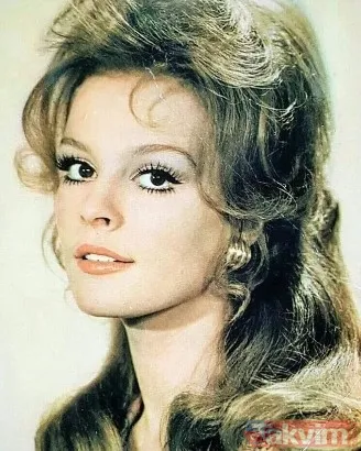 Fenerbahçe'nin futbolcusu Yeşilçam'ın yıldız ismiyle evliymiş! İlk görüşte aşk! Hülya Koçyiğit tanışma hikayesini anlattı... - 6