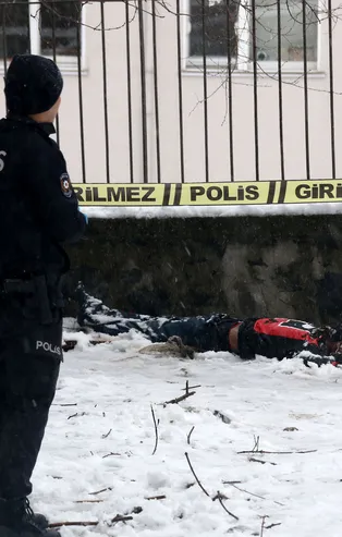 İstanbul Şişli'de korkunç olay! Erkek cesedi bulundu
