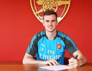 Arsenal sözleşme uzattı