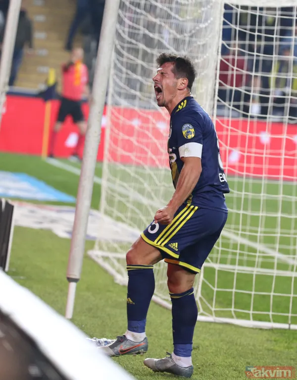 Emre Belözoğlu'dan Ferdi Kadıoğlu yorumu! "Ferdi inşallah..." - 7