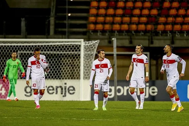 letonya-1-2-turkiye-mac-sonucu-burak-yilmaz-ve-serdar-dursun-1633986164803.jpeg Letonya 1-2 Türkiye | MAÇ SONUCU! Burak Yılmaz ve Serdar Dursun...-6