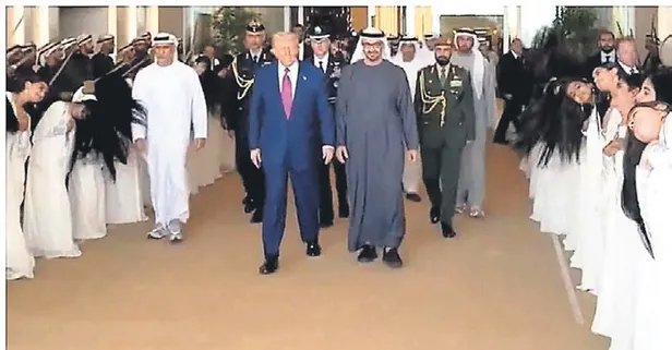 Trump'ın bayıldı: Saç sallayıp karşıladılar