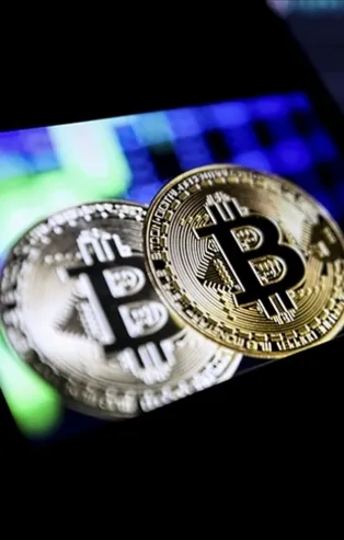 Kripto piyasada rüzgar terse döndü! Bitcoin, Ethereum, Ripple, Solana, Shiba Inu hepsi çakıldı