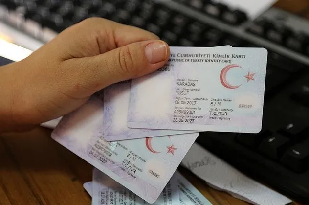 Dikkat! Yeni uygulama başladı! Ehliyet ve kimlik kartları ile ilgili vatandaşlara dikkat çeken uyarı!
