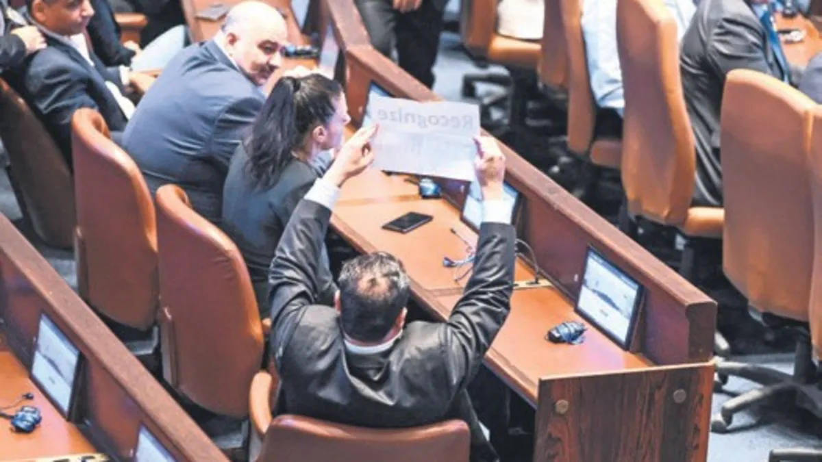 İsrail meclisinde soykırım protestosu