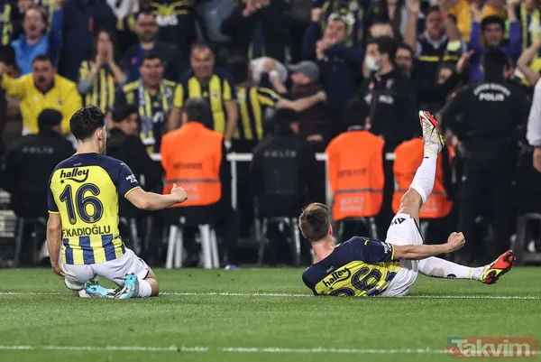Fenerbahçe - Galatasaray derbisinden ekrana yansımayan kareler! Nefes kesen mücadele... - 26