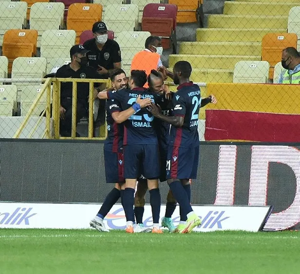 Fırtına farklı galibiyetle rekor kırdı: Trabzonspor Süper Lig'deki 48. sezonunda en golcü lig başlangıcını yaptı-2