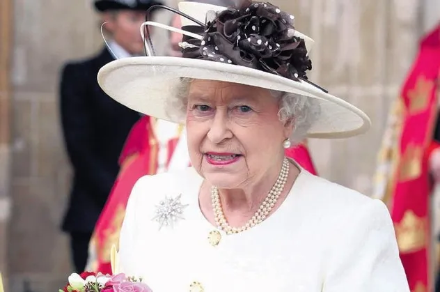 Kraliçe Elizabeth’in cenazesine devlet başkanları otobüsle götürülecek