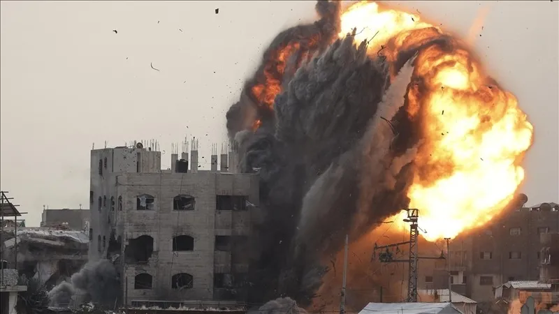 Netanyahu panikledi! İran'la diplomasi yürüten Trump’la görüşmeyi erkene aldı-6