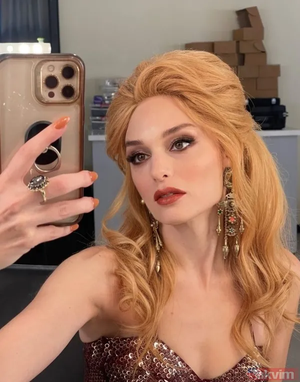 Emre Yusufi ile 4 yıllık ilişkisi bitmişti! Nilperi Şahinkaya ayrılık sonrası ilk kez konuştu: Ömrü oluyor... - 6