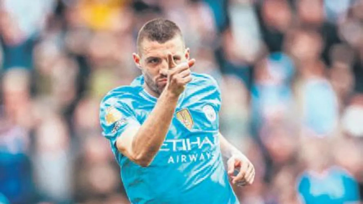 Manchester City farklı kazandı