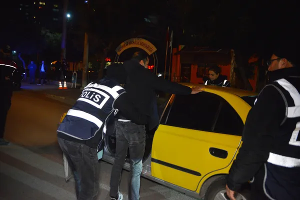 adanada-2-bin-polisle-dron-destekli-asayis-uygulamasi-61-supheli-yakalandi-1675480371149.jpg Adana’da 2 bin polisle dron destekli asayiş uygulaması: 61 şüpheli yakalandı-2