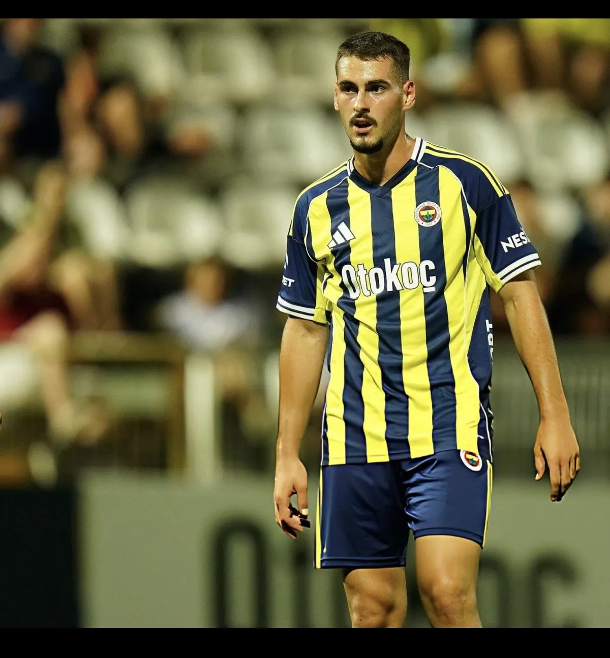 fenerbahcede-ilk-ayrilik-adayi-belli-oldu-mimovic-1792742960477.jpg Fenerbahçe'de ilk ayrılık belli oldu: Yönetim teklif bekliyor-3