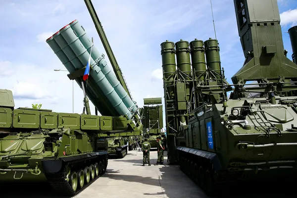 rusya-ukrayna-savasi-uzerinden-turkiyeye-oynanan-oyun-turkiye-s400leri-ukraynaya-versin-f-35leri-alsin-1647599353088.jpg Rusya Ukrayna savaşı üzerinden Türkiye'ye oynanan oyun: Türkiye S400'leri Ukrayna'ya versin F-35'leri alsın-6