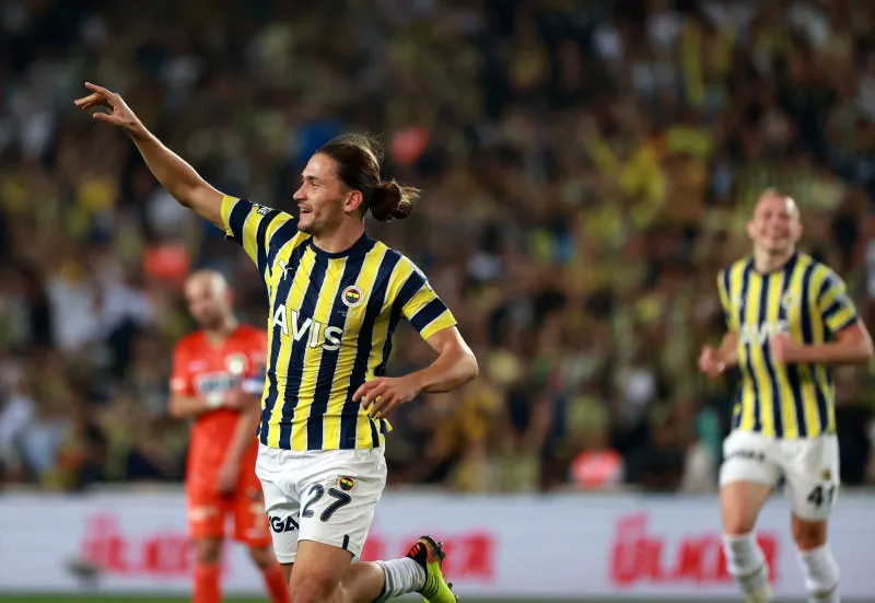Fenerbahçe'de flaş gelişme! Menajeri İstanbul'a geliyor - 13