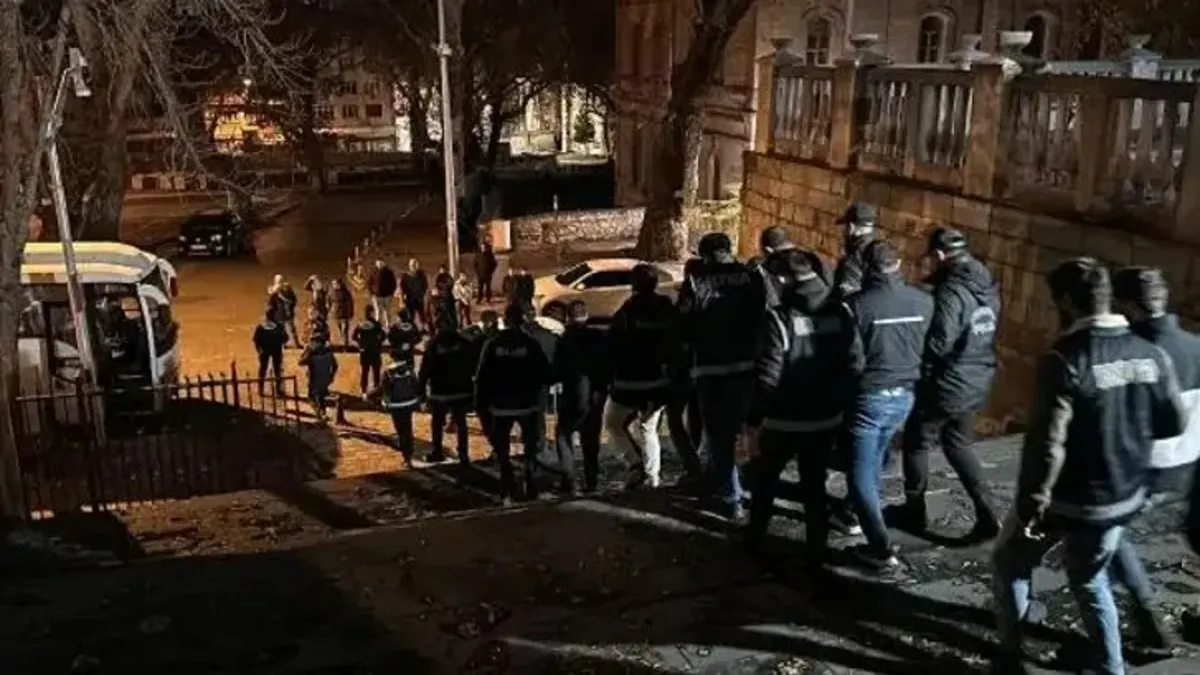 Antalya’da “öde yoksa bombalayacağız” tehdidine ağır ceza! Daltonlar davasında 32 yıla kadar hapis