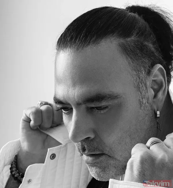 Şarkıcı, "Ben Duygusal Bir Adamım. Eşim Kıbırs'tan Aldı Getirdi Beni Hayata Bağladı. Gerçek Ozan'ı Yarattı. Bebeğimiz Doğduktan Sonra Bazı Şeylerden...