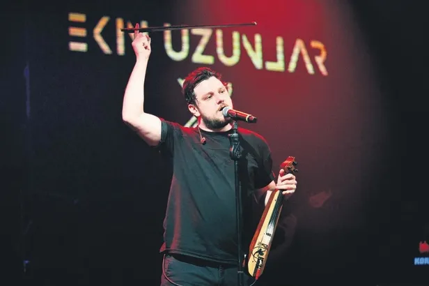 atvnin-sevilen-programi-kim-milyoner-olmak-isterde-saskina-ceviren-olay-1656183432983.jpeg ATV'nin sevilen programı 'Kim Milyoner Olmak İster'de şaşkına çeviren olay!-9